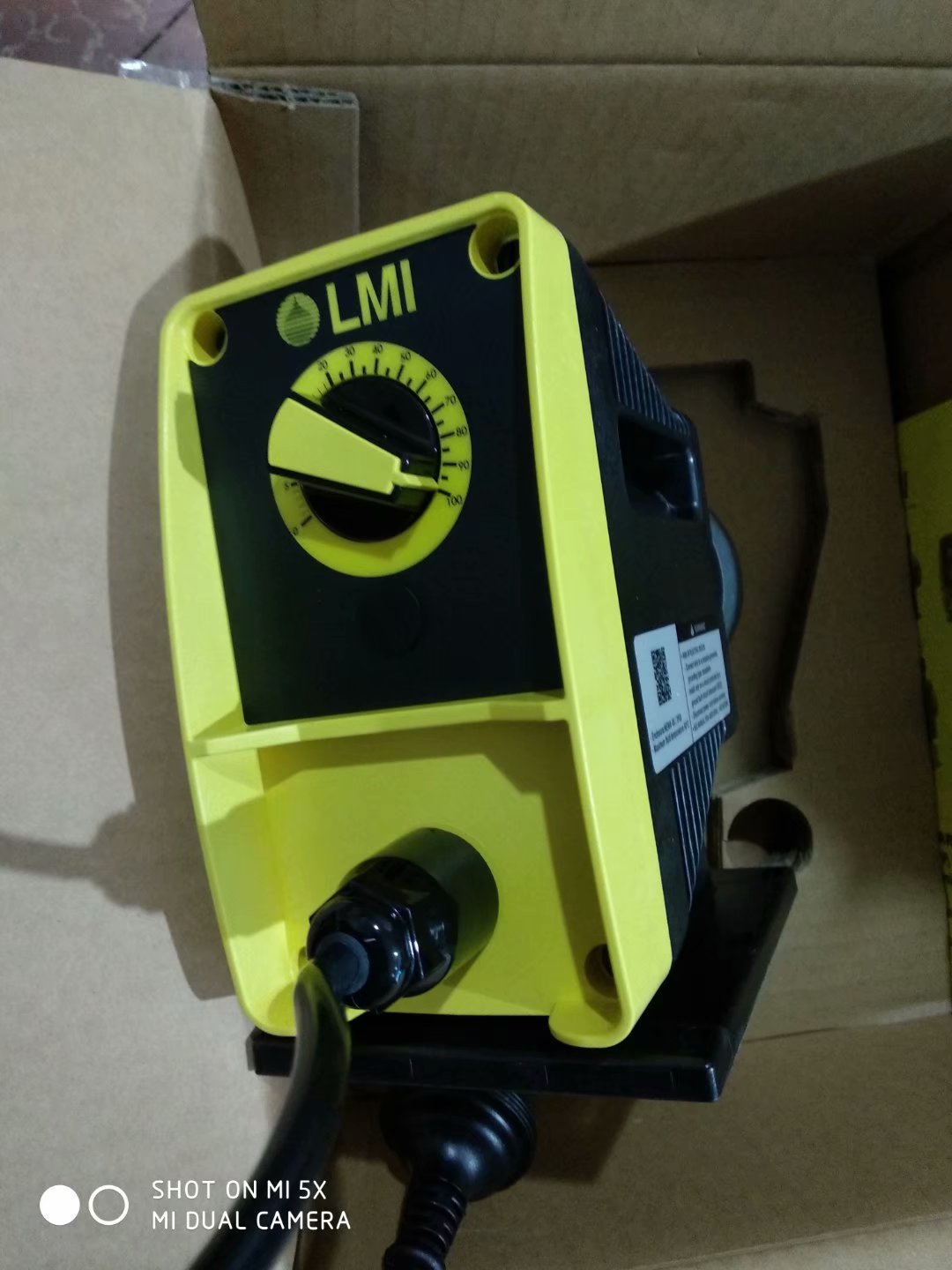 1639535499956764.jpeg 米頓羅電磁計(jì)量泵P056-738NI-12 (3).jpeg